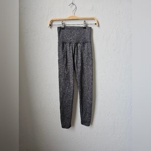 OFFLINE By Aerie The Hugger High Waisted Pocket Legging